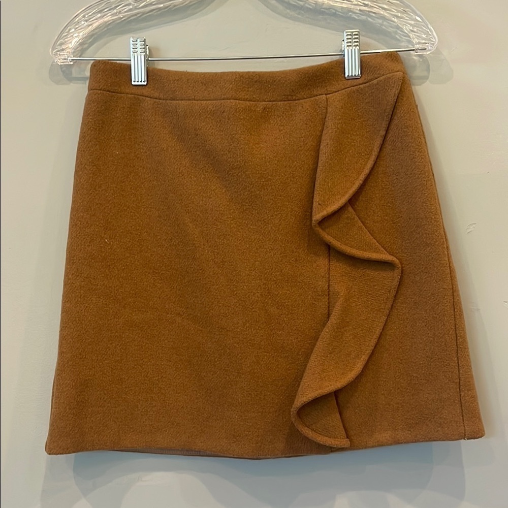 Elegant light  Brown Ruffle Skirt j. Crew size 0